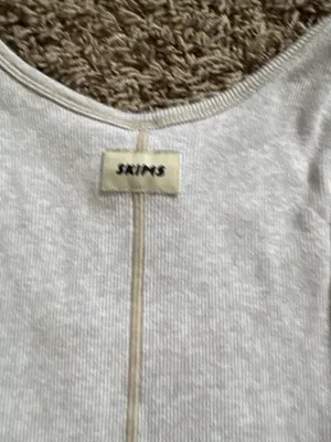 SKIMS Tank Top thumbnail 4