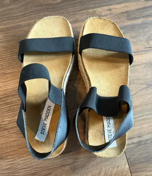 Steve Madden Sandals Black Platform thumbnail 1