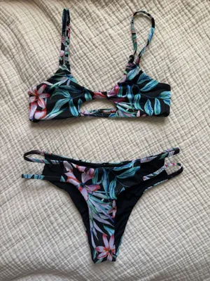 Bright Swimwear thumbnail 1