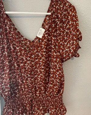 floral blouse thumbnail 1