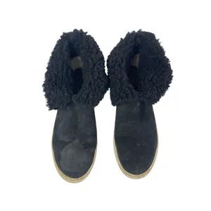 UGG Lynus Women's Black Suede Sheepskin Cuff Round Toe Sneakers Ankle Boots 7.5 thumbnail 2