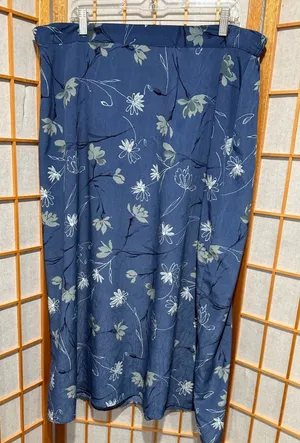 Sag Harbor Navy Floral A-Line Skirt thumbnail 1