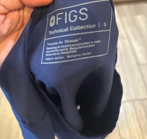 Figs Sz S Scrub Top! No :( thumbnail 3