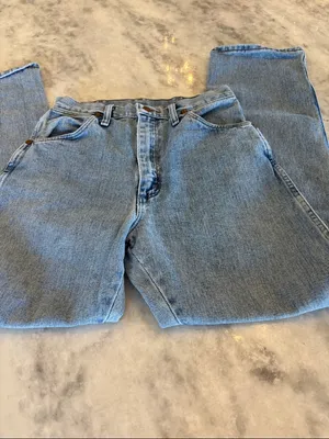 Wrangler Light Blue High-Rise Straight Jeans thumbnail 6