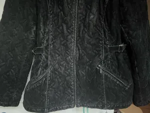 Vintage Black White Stag zip-up jacket featuring a plush faux-fur collar - Size M thumbnail 4