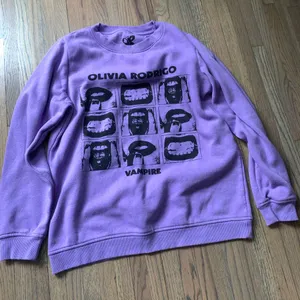 Vampire Olivia rodrigo sweatshirt purple large thumbnail 1
