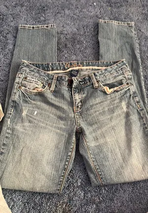 Jeans Size 9 thumbnail 1