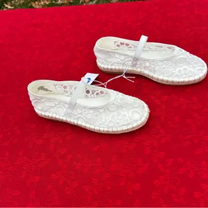 Universal Threads Women's‎ Celia Floral Lace Mary Jane Espadrille Flat by size 7 thumbnail 9