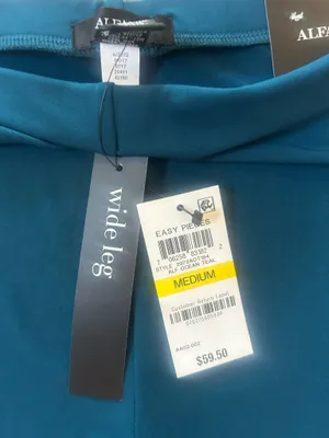 NWT Women’s Alfani Ocean Teal Wide Leg Pants Size Medium thumbnail 4
