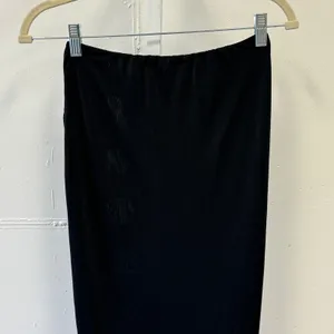 NWT‎ Missguided Black Ruched O-Ring Cut Out Midi Skirt Side Slit Size 8 Festival thumbnail 5