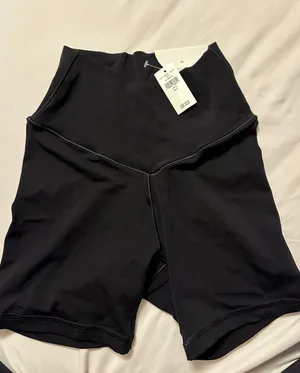 Black Size S thumbnail 1