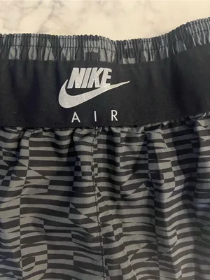 Nike Air Dri-FIT Women’s Small Running Shorts Black Gray Geometric Lined 3” thumbnail 5