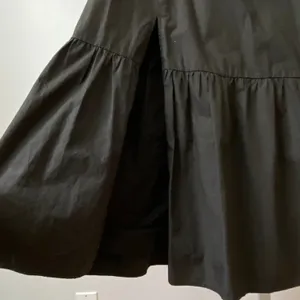 ASTR The‎ Label S Black Midi Dress Puff Sleeve Whimsigoth MinimalistParty thumbnail 7