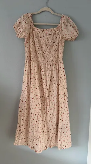 H&M Blush Pink Floral Smocked Midi Dress thumbnail 1