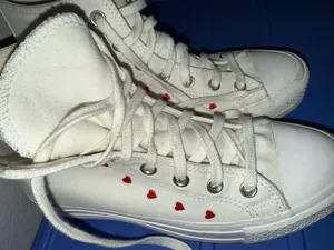 Converse White High-top Valentines limited Edition thumbnail 2