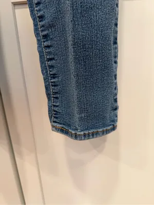 Levi's Blue Signature Denim Jeans with Interior Brand Label thumbnail 8