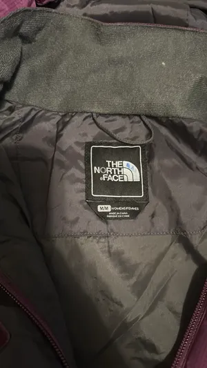 The North Face Women’s Rain Jacket Hooded thumbnail 2