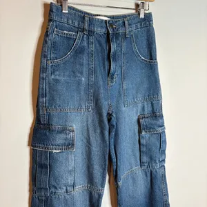 Zara wide leg cargo jeans thumbnail 2