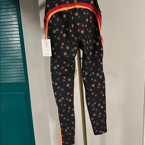 Splits59 NWT Sydney High Waist Techflex 7/8 Leggings Multi Floral + Red Stripes thumbnail 9
