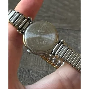 Vintage 2000s Timex Ladies Quartz Watch Two Tone X-Shaped Lugs Silver Dial thumbnail 6