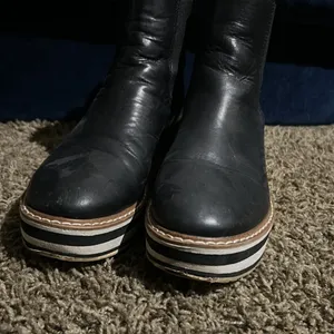 Steve‎ Madden Gasp Black Leather Platform High Tops Size 7 thumbnail 2