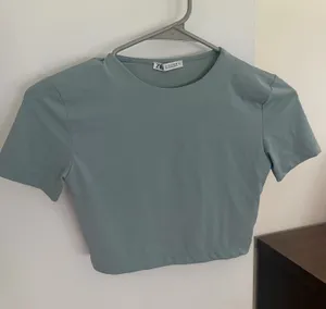ZARA Crop Top thumbnail 1