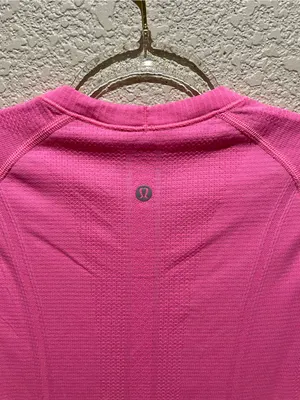 Lululemon Swiftly Tech Short-Sleeve Pink Top size 6 thumbnail 4