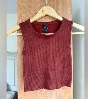 Urban Outfitters Ribbed Tank Top - Deep Red thumbnail 1