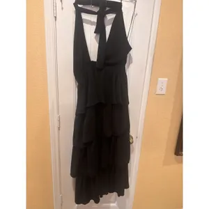ENDLESS ROSE BLACK TIEREDDress Size 12 thumbnail 4