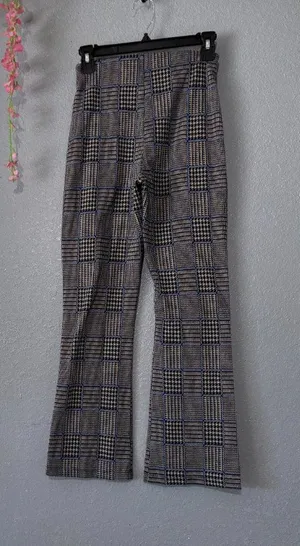 Urban Outfitters Plaid Wide Leg Pants • Size Small thumbnail 1
