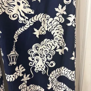 Lilly Pulitzer Chinese Dragon Wide Leg Resort Pants Sz 2 Cruise Palm Beach RARE thumbnail 4