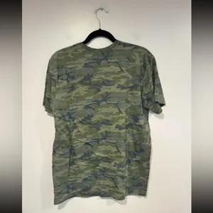 Disney Camo Adventure is out‎ there embroidered Graphic T-Shirt thumbnail 4