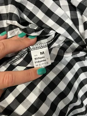 Black And White Button Up Multiple Size M thumbnail 3