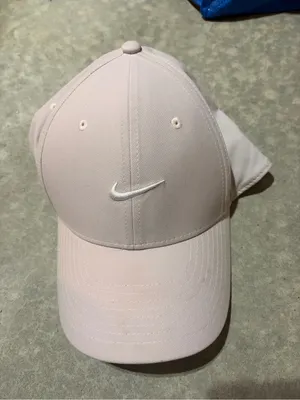 Nike hat thumbnail 1