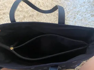 Tommy Hilfiger Purse thumbnail 5