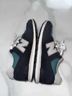 New Balance unisex Navy & Green Sneakers with White Accents thumbnail 8