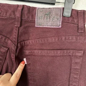 Levis Vintage Silver Tab Loose Pants Jeans Womens 8 Baggy‎ Leg Wine Burgundy thumbnail 5