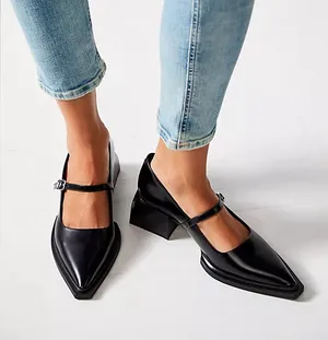 Vagabond Black Pointed Mary Jane Block Heel Pumps thumbnail 1