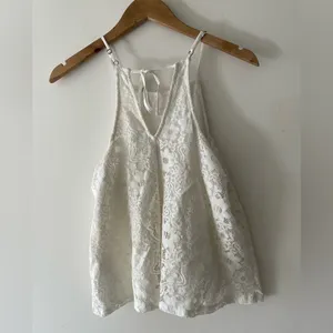 Hollister White Lace Floral‎ Halter Cami Top thumbnail 3