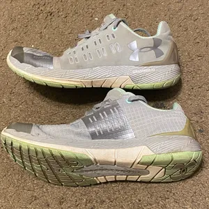 Under‎ Armour Womens Charged Core 1274415-941 Gray Green Sneakers Size 8 Running thumbnail 1