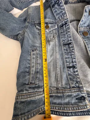 American Eagle Light Wash Denim Jacket Medium Jean Trucker Jacket thumbnail 8