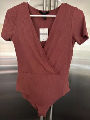 Forever 21 Rust Bodysuit Ribbed Knit Short Sleeve Wrap‎ Front Medium thumbnail 1