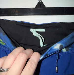 Lululemon Shorts thumbnail 4