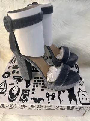 Bamboo size 8‎ Velvet Gray Ankle Strap Platform High Heels Y2K Chunky Heels thumbnail 1