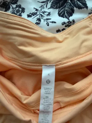 Lululemon Shorts 2.5" Speed Up thumbnail 3