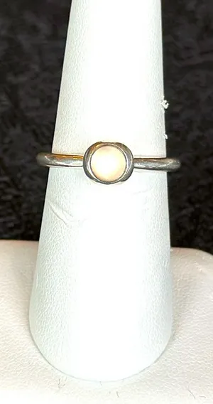 Authentic Pandora Ring, Sterling Silver with White Pearlescent Stone, Size 7 thumbnail 1