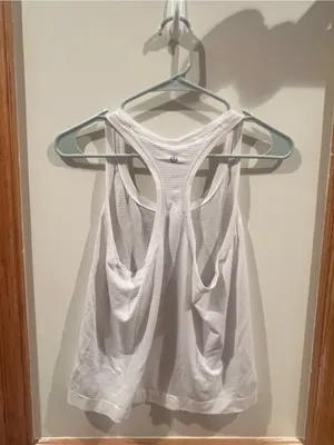 Lululemon - Swiftly Tech Racerback Tank Top - Relaxed Fit thumbnail 3