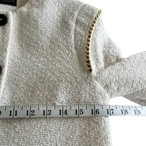 ZARA Pronounced Shoulder Textured Jacket Ecru Cream Wood Buttons Size XS Rare thumbnail 10