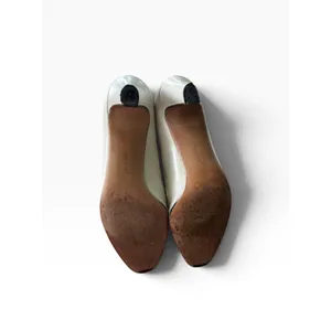 Vintage Salvatore Ferragamo Pumps 8 B White Leather Snakeskin Kitten Heel Italy thumbnail 9