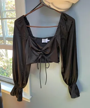 Black Crop Top thumbnail 1